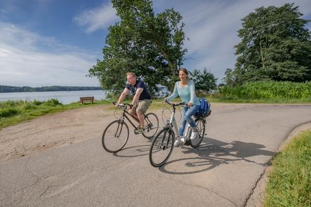 Radfahrer an der Schlei