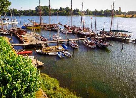 Blick auf den Museumshafen in Kappeln