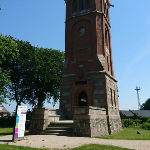 Bismarckturm Scheersberg Frontansicht