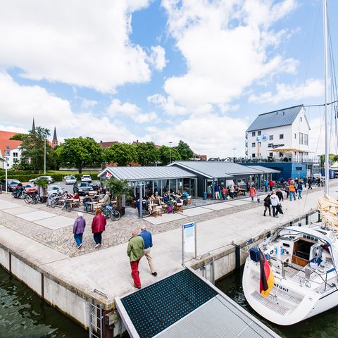 Hafenmeile am Stadthafen in Schleswig an der Schlei