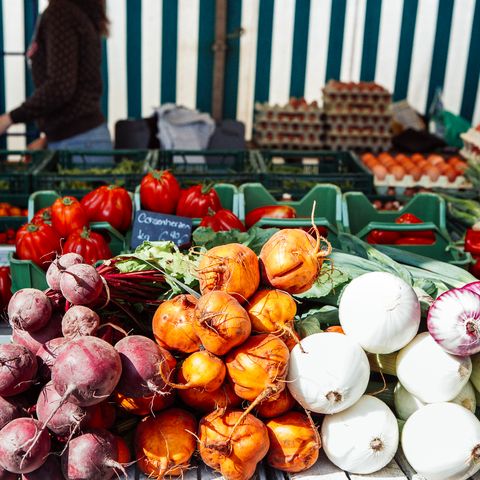 Regionale Produkte Wochenmarkt Knollen