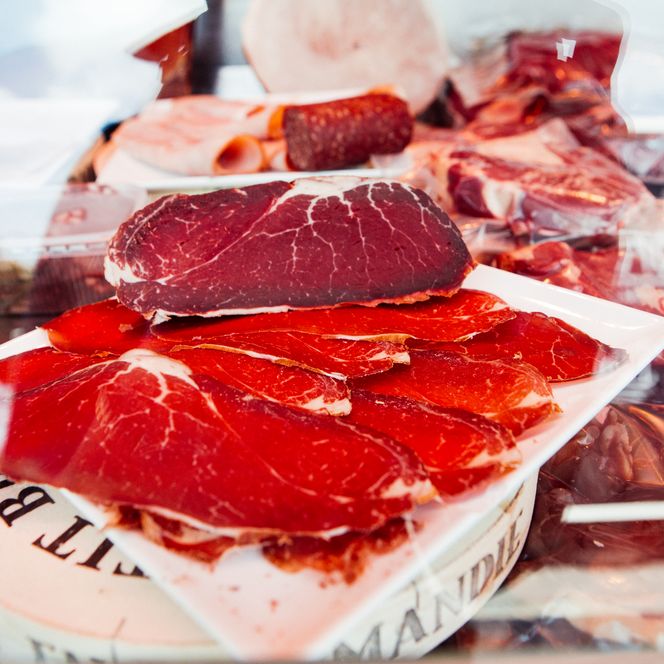 Regionale Produkte Wochenmarkt Fleischwaren